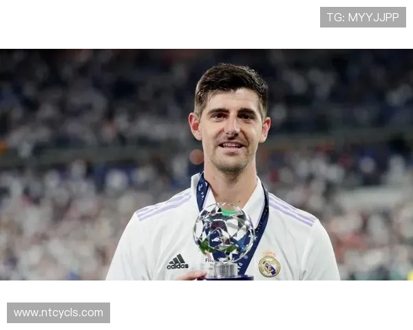 蒂博库尔图瓦如何凭实力与毅力重塑皇家马德里门神传奇之路