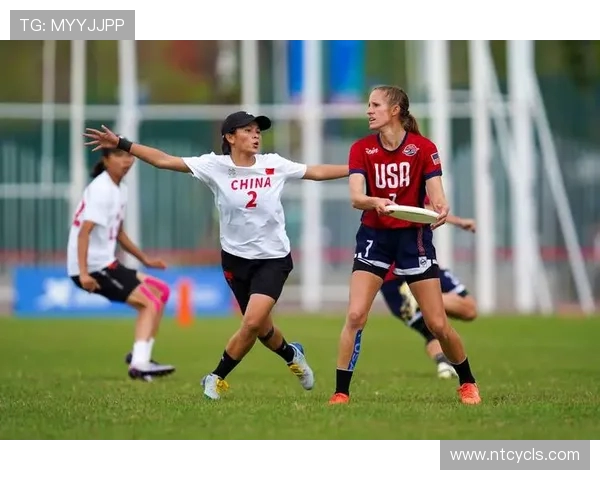 成都飞盘队的阵地战策略与战术解析探秘飞盘运动的魅力与挑战