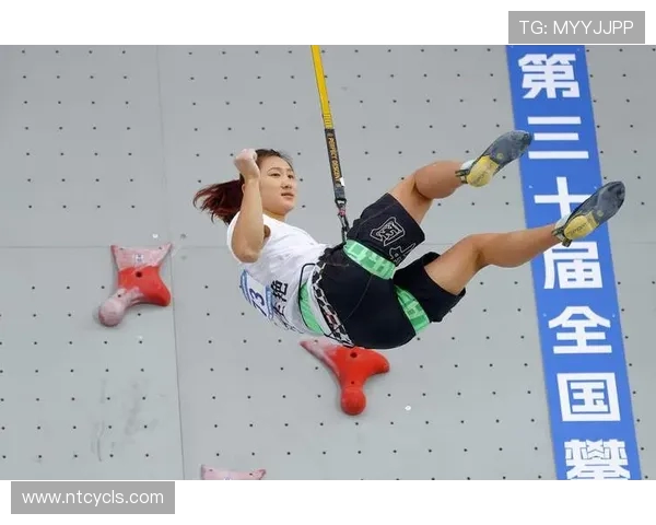 杭州攀岩队在全国团队协作排行榜中荣获第十名展现出色实力与团队精神 杭州攀岩队在全国团队协作排行榜中荣获第十名展现出色实力与团队精神