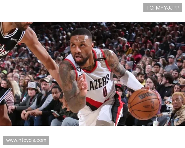 达米安利拉德引领球队重燃夺冠希望展现超级领袖非凡实力