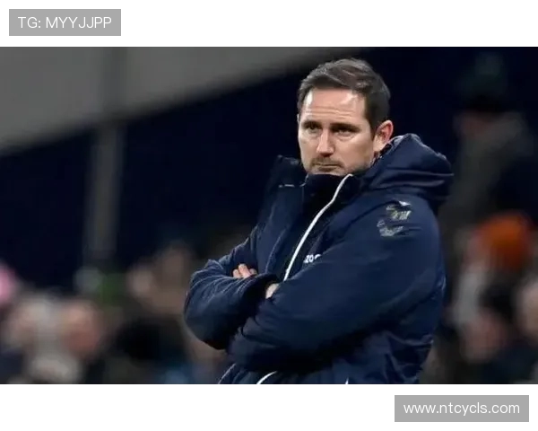 弗兰克·兰帕德：从切尔西传奇球员到足球教练的成长之路与挑战