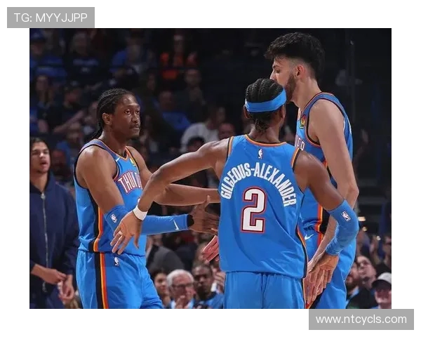 11月22日勇士对阵雷霆精彩比赛录像回顾与分析