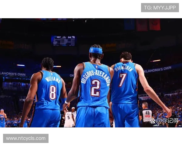 休斯顿火箭与新奥尔良鹈鹕激战正酣谁能在NBA赛场上笑到最后